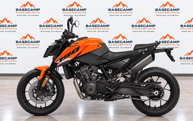 2027 KTM 790 DUKE