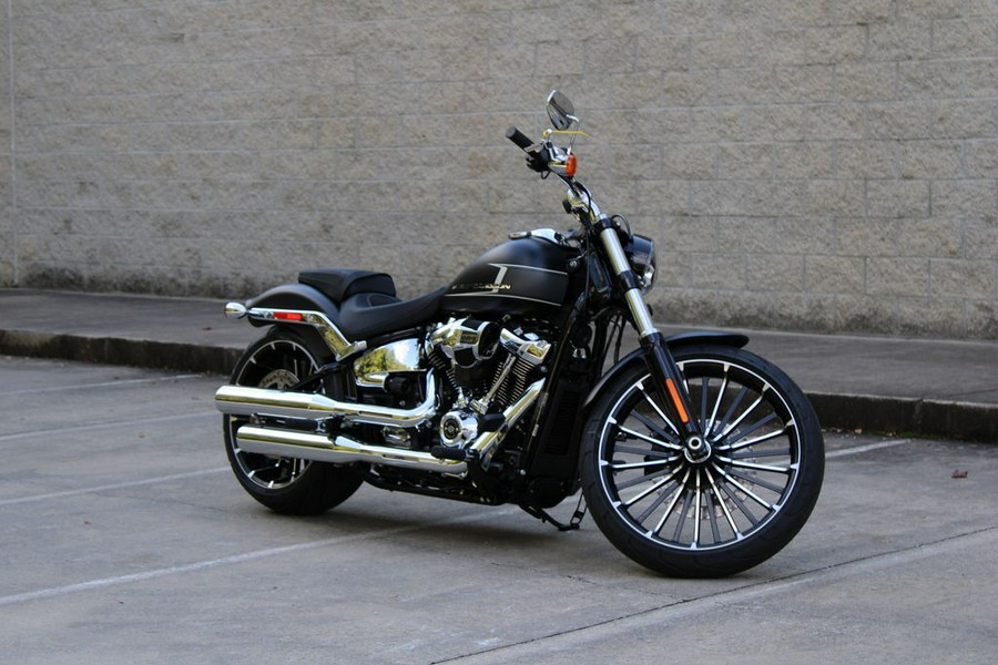 2023 Harley-Davidson® FXBR - Breakout® 117