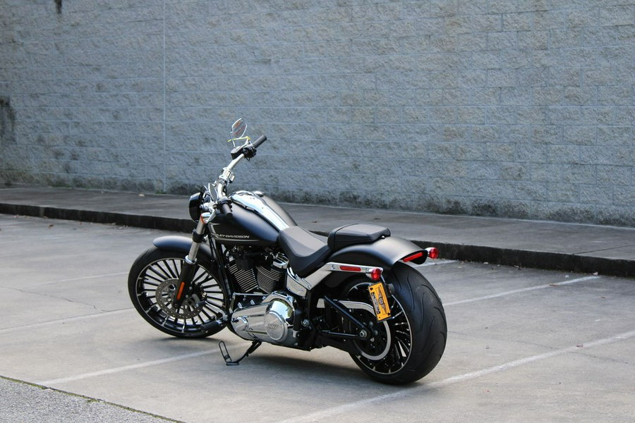 2023 Harley-Davidson® FXBR - Breakout® 117