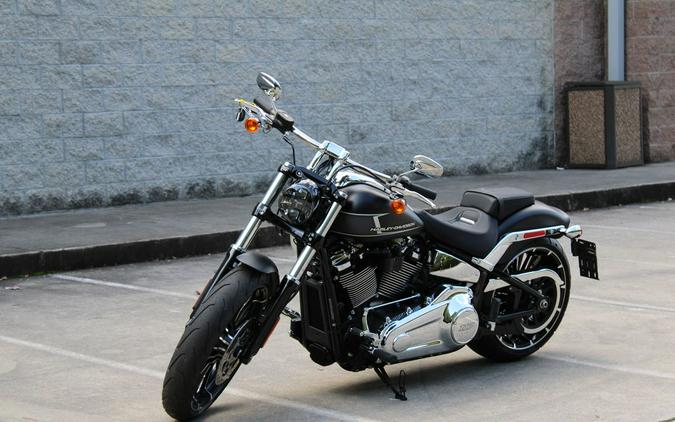 2023 Harley-Davidson® FXBR - Breakout® 117