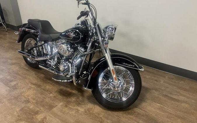 2010 Harley-Davidson® FLSTC - Heritage Softail® Classic