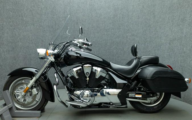 2015 HONDA VT1300 INTERSTATE 1300