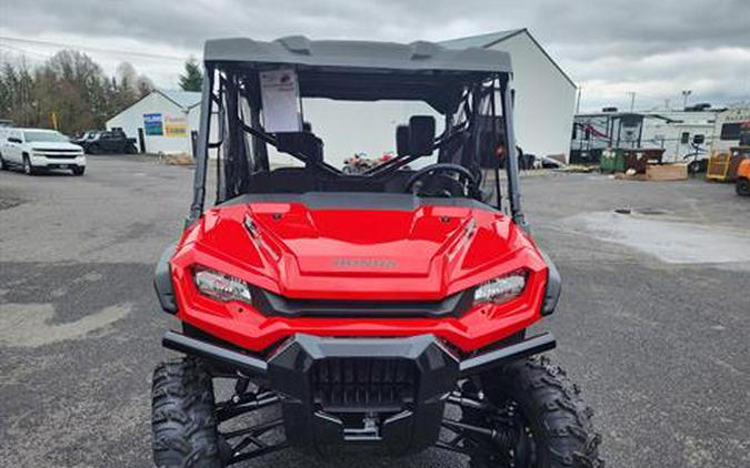 2023 Honda Pioneer 1000-6 Deluxe Crew