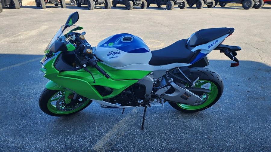 2024 Kawasaki Ninja ZX-6R 40th Anniversary Edition ABS