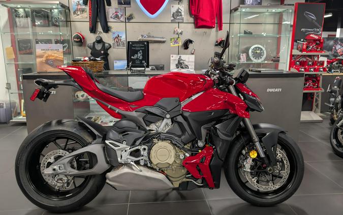 2027 Ducati STREETFIGHTER V4