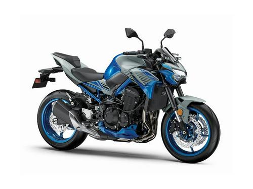 2020 Kawasaki Z900 ABS Review (15 Fast Facts)