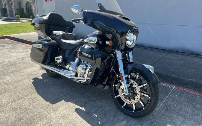 2024 Indian Motorcycle® Roadmaster® Limited Black Azure Crystal