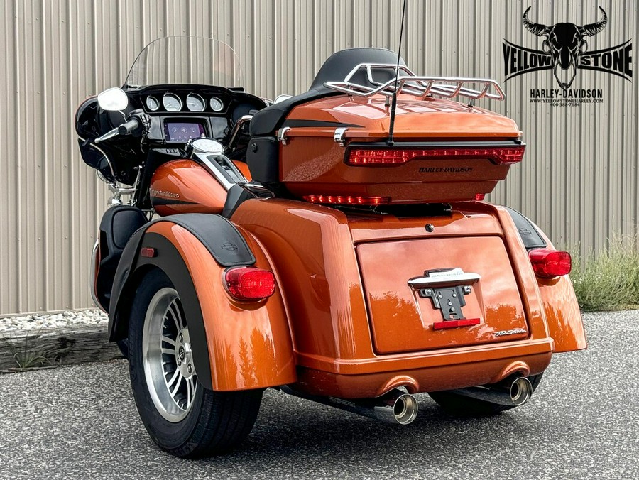 2019 Harley-Davidson Tri Glide Ultra Scorched Orange/Black Denim