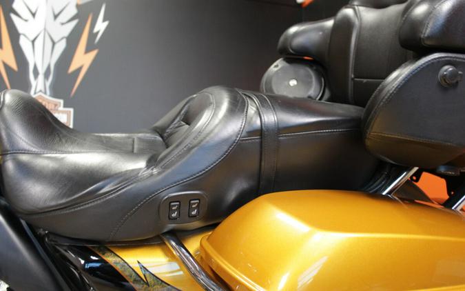 FLHTKSE 2015 CVO™ Ultra Limited