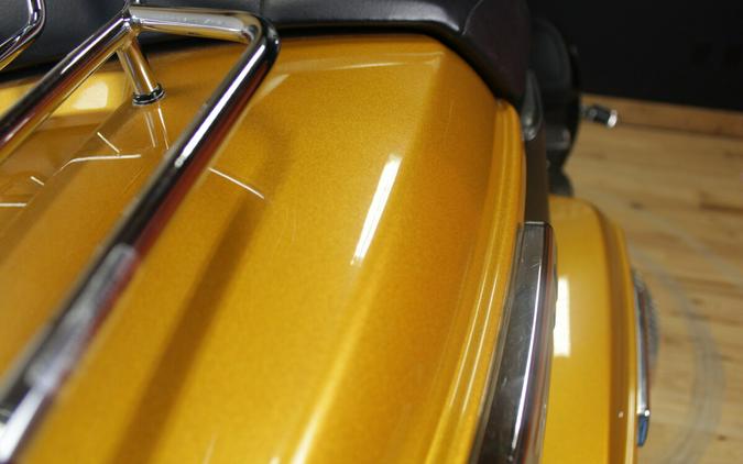 FLHTKSE 2015 CVO™ Ultra Limited