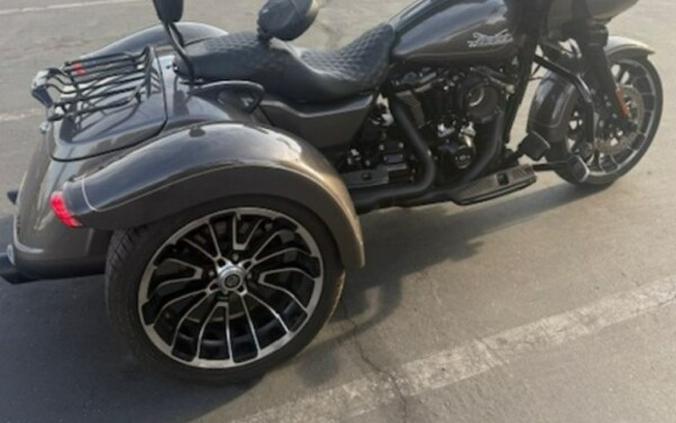 2023 Harley-Davidson® Road Glide® 3