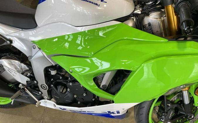 2024 Kawasaki Ninja® ZX™-6R 40th Anniversary Edition ABS