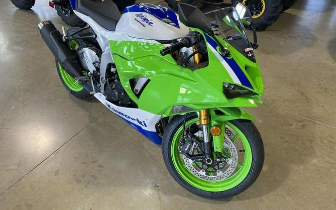 2024 Kawasaki Ninja® ZX™-6R 40th Anniversary Edition ABS