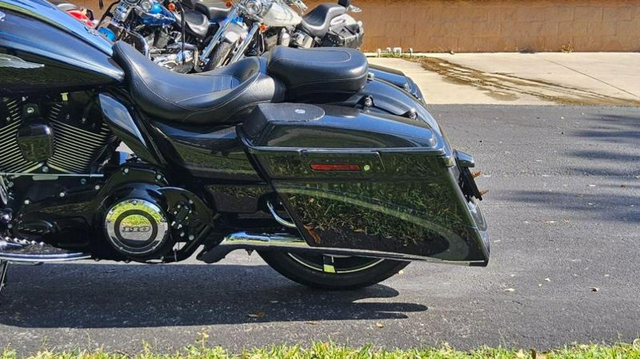 2013 Harley-Davidson® FLTRXSE2 - CVO™ Road Glide® Custom®