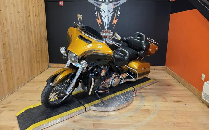 FLHTKSE 2015 CVO™ Ultra Limited