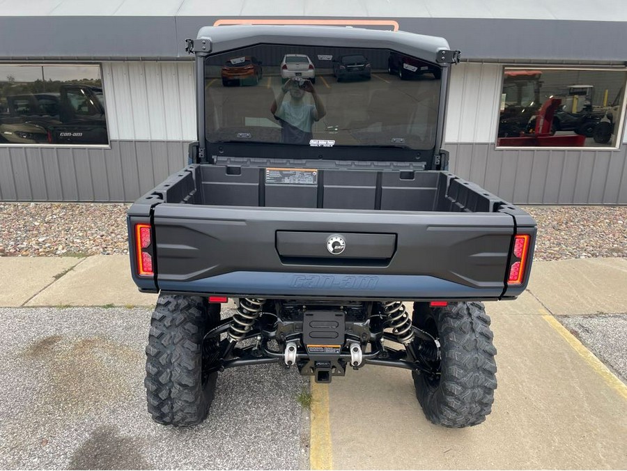 2026 Can-Am Defender Limited HD11