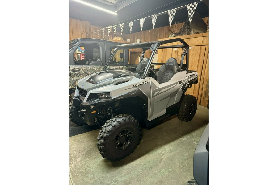 2026 Polaris GENERAL® 1000 Sport