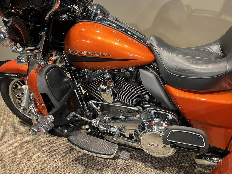 2019 Harley-Davidson® FLHTCUTG - Tri Glide® Ultra