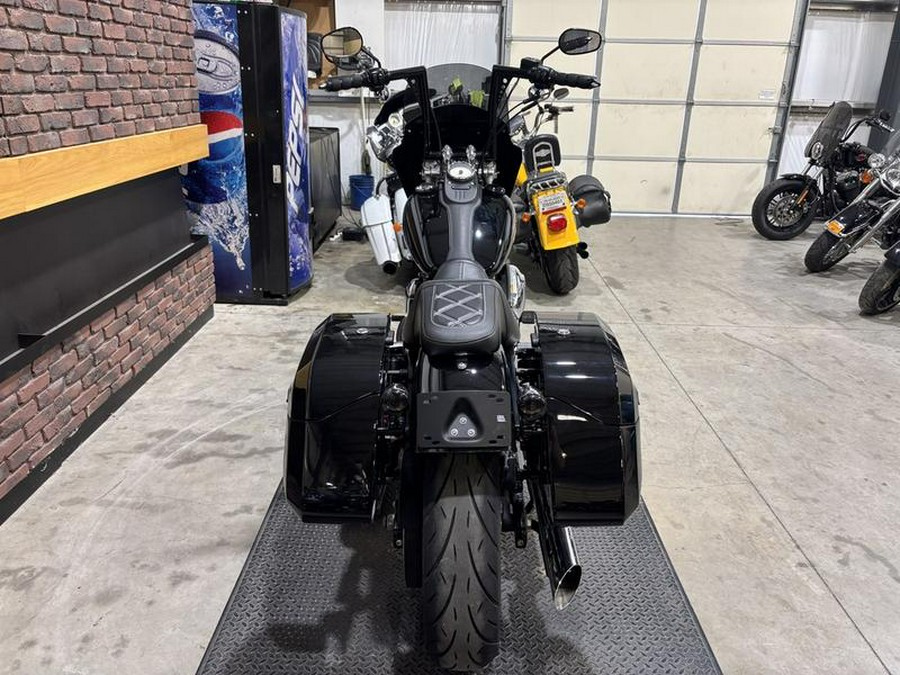 2011 Harley-Davidson® FXDB - Dyna® Street Bob®