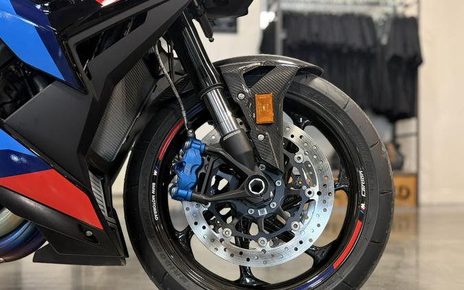 2025 BMW M 1000 R