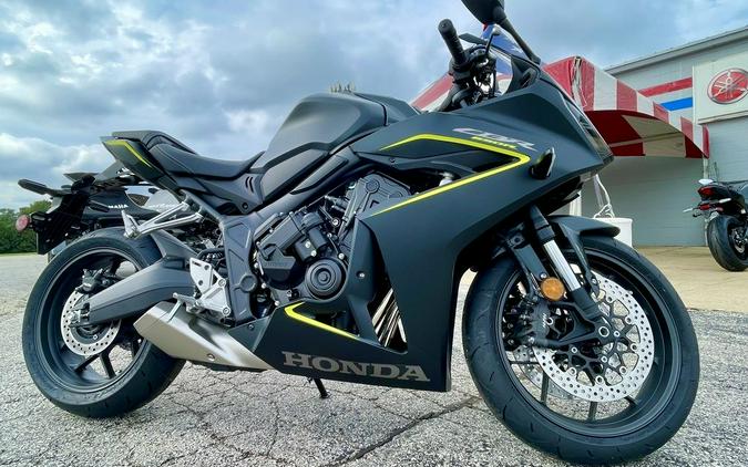 2026 Honda® CBR650R E-Clutch