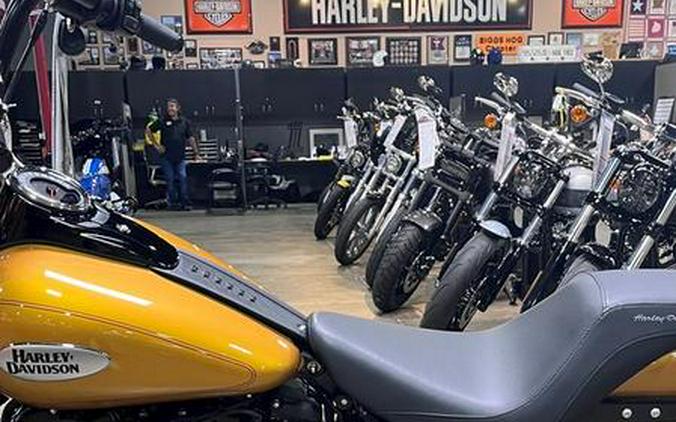 2023 Harley-Davidson® FLHCS - Heritage Classic