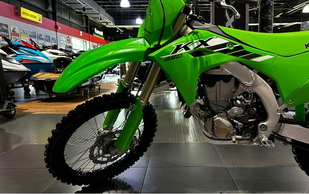 2025 Kawasaki KX™ 450