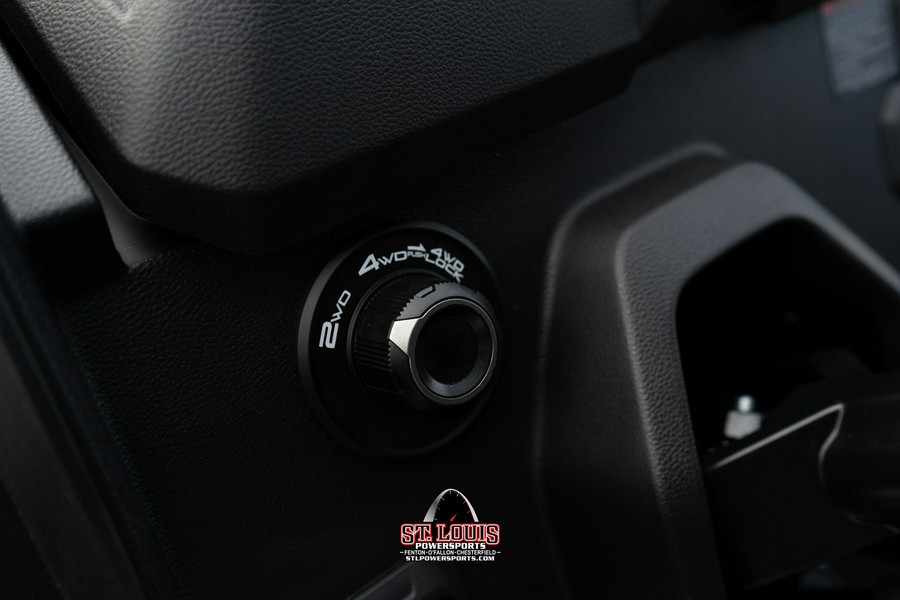 2025 CFMOTO UFORCE U10 Pro - NEBULA BLACK