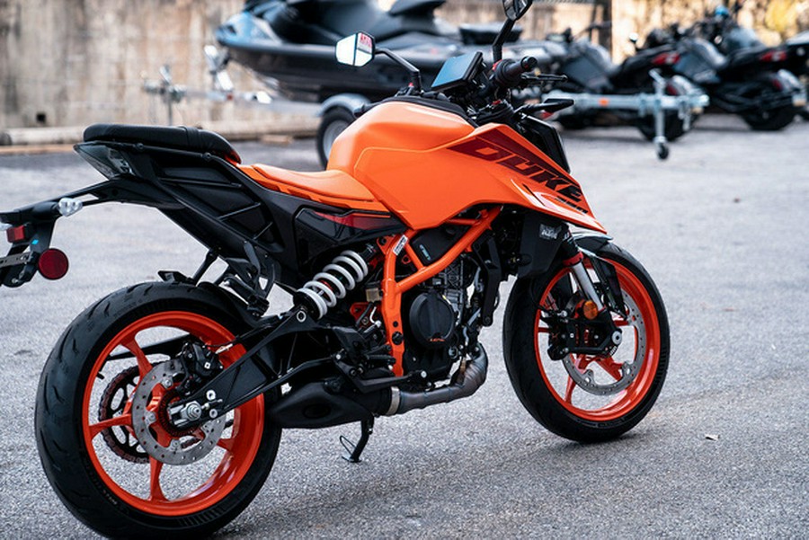 2024 KTM Duke 390