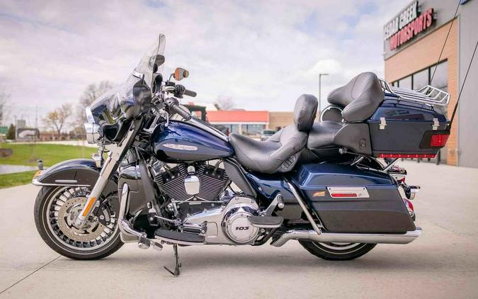 2013 Harley-Davidson® FLHTCU - Electra Glide® Ultra Classic®