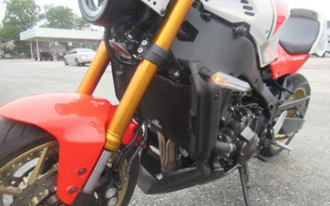 2024 Yamaha XSR900