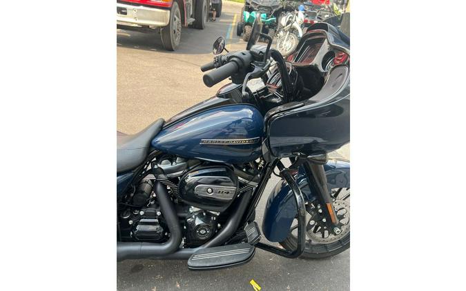 2019 Harley-Davidson® Road Glide® Special