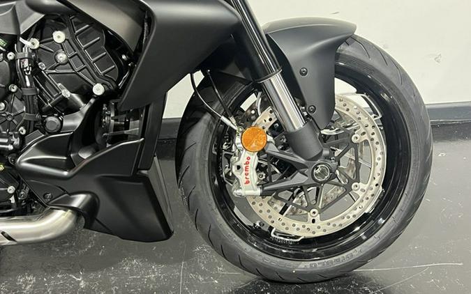 2026 Ducati Diavel V4 Black Roadster