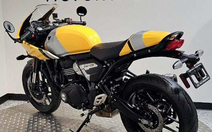 2026 Triumph Thruxton 400