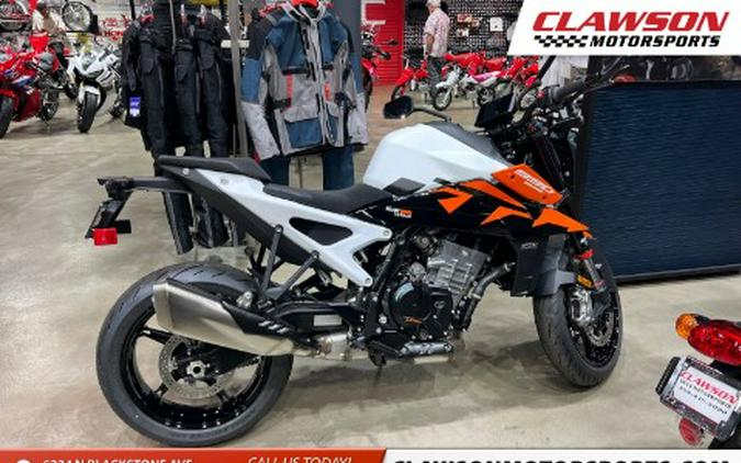 2027 KTM 990 Duke