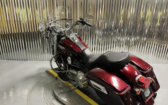 2015 Harley-Davidson Dyna FLD - Switchback