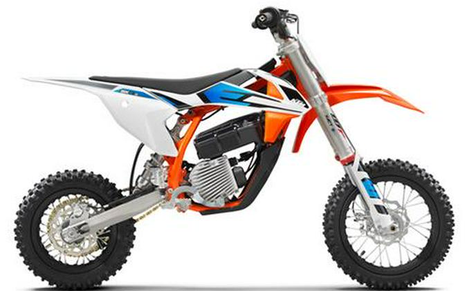 2022 KTM SX-E 5