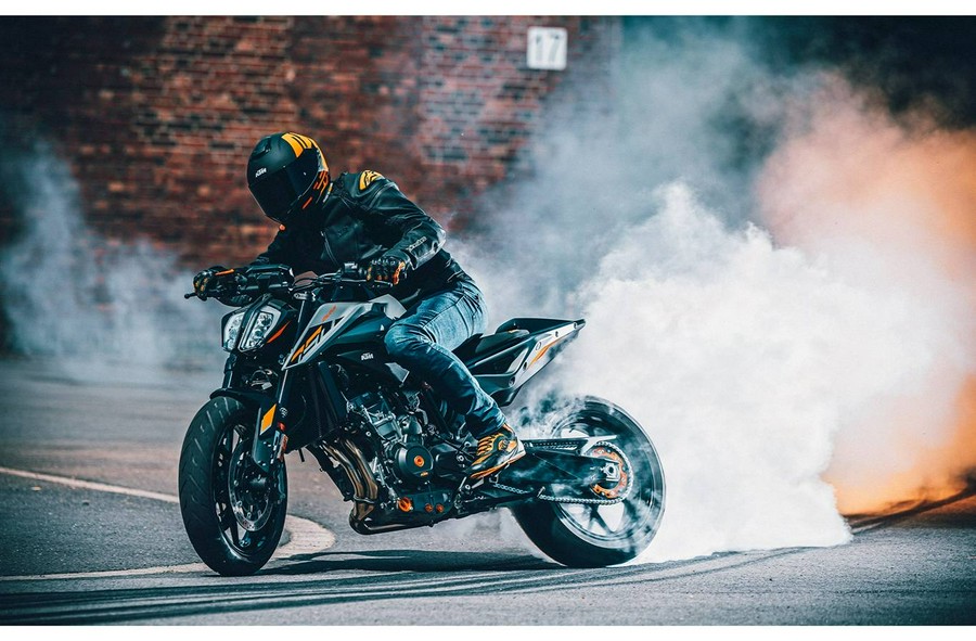 2023 KTM 790 DUKE