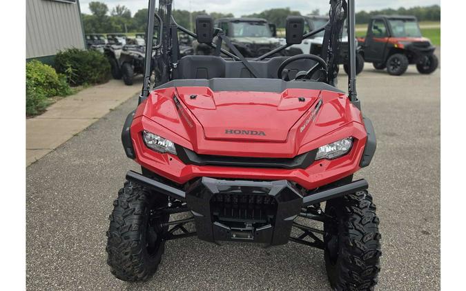 2025 Honda Pioneer 1000 Base