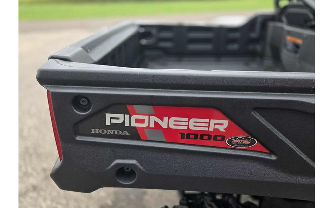 2025 Honda Pioneer 1000 Base