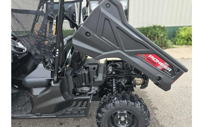 2025 Honda Pioneer 1000 Base