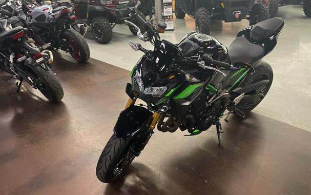 2024 Kawasaki Z900 SE ABS