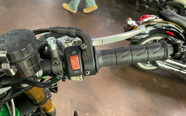 2024 Kawasaki Z900 SE ABS