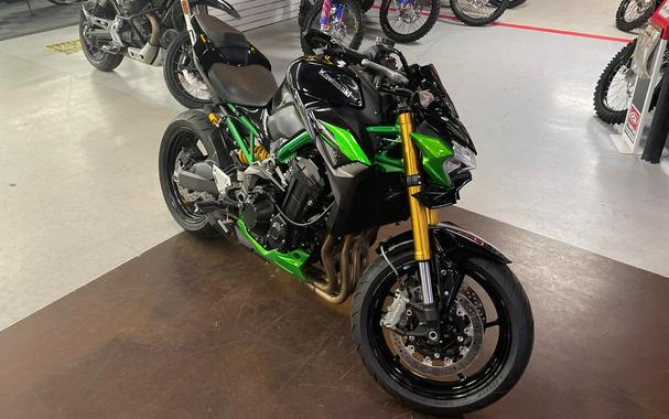 2024 Kawasaki Z900 SE ABS