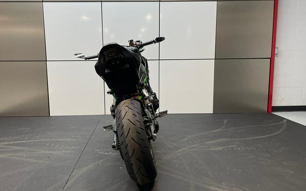 2024 Kawasaki Z900 SE ABS