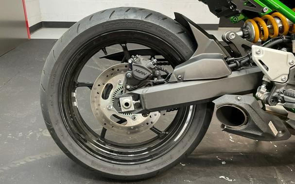 2024 Kawasaki Z900 SE ABS