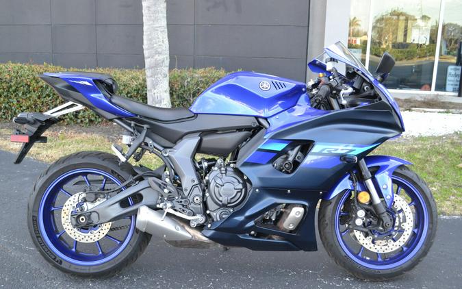2024 Yamaha YZF-R7 Team Yamaha Blue