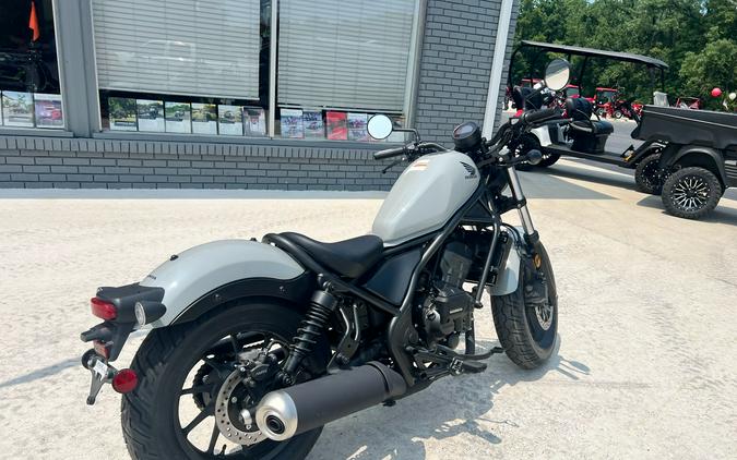 2026 Honda Rebel 300 E-Clutch