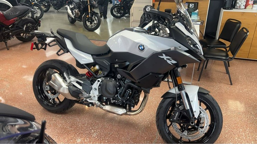 2024 BMW F 900 XR