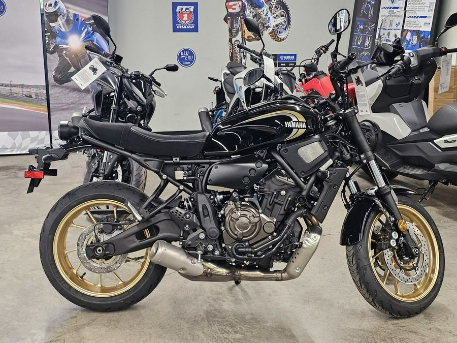 2025 Yamaha XSR 700